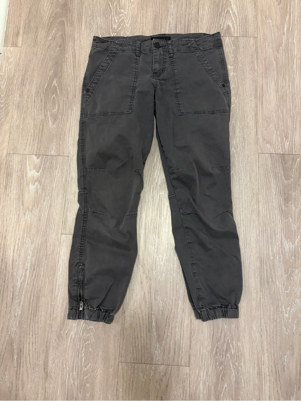 Sanctuary Charcoal Gray Utility Jogger Pants Size 26 - Picture 2 of 5